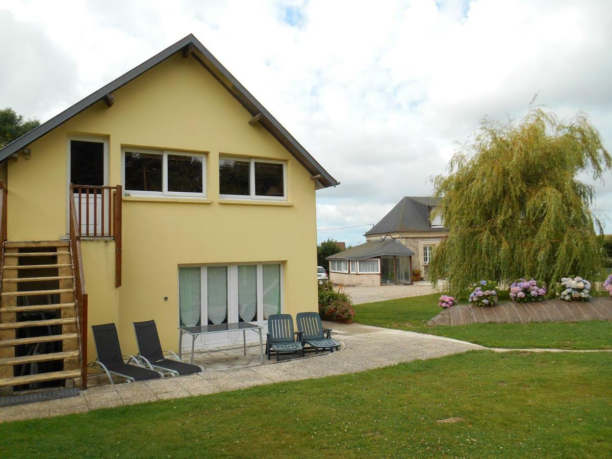 Logis Rural Guest House Villainville Eksteriør bilde